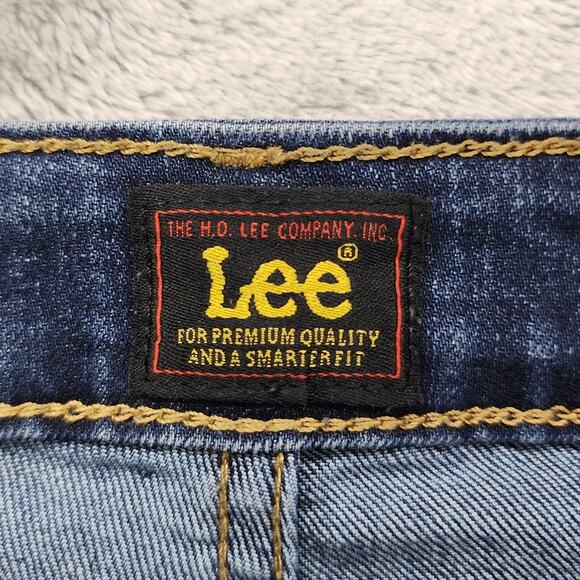 Lee Jeans Womens 18M Blue Dark Wash Mid Rise Capri Stretch Denim Casual Preppy - Picture 7 of 14